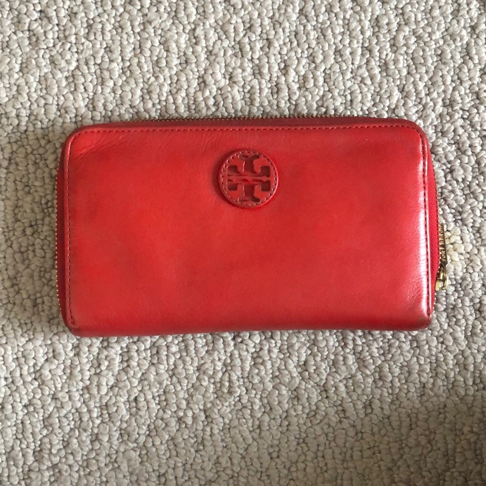 Tory Burch red leather wallet